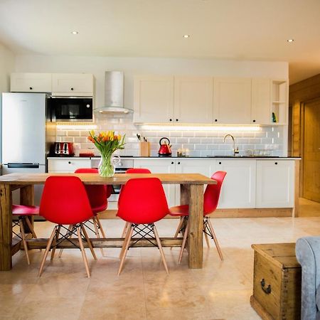 'Petite Ferme Les Bouts' Apartment, Sleeps 6, Nr Morzine La Cote d'Arbroz Exterior photo