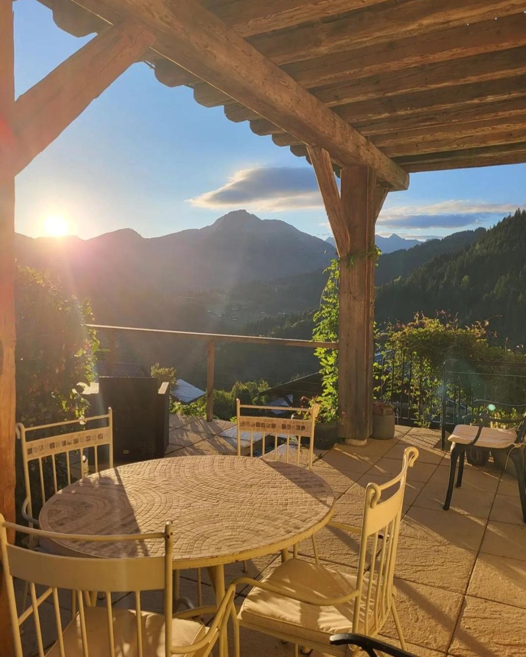 'Petite Ferme Les Bouts' Apartment, Sleeps 6, Nr Morzine La Cote d'Arbroz Exterior photo